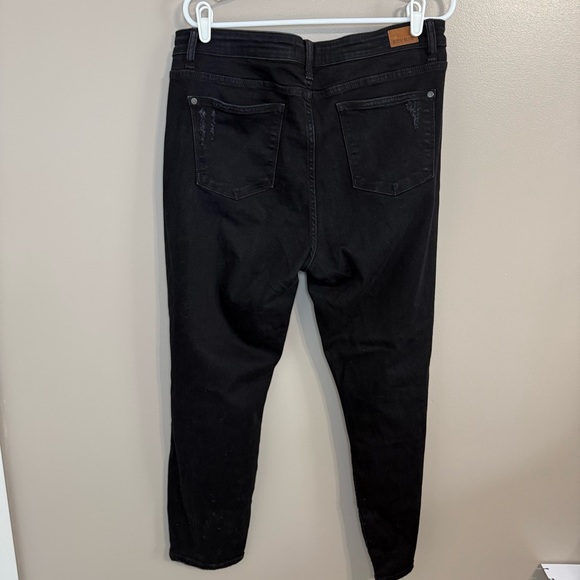 Judy Blue Black Distressed Boyfriend Fit Jeans Women's 15/32 - Picture 5 of 11